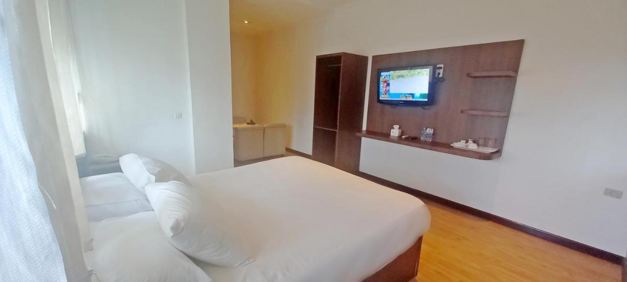 Hotel Aruni Ancol Jacarta Exterior foto